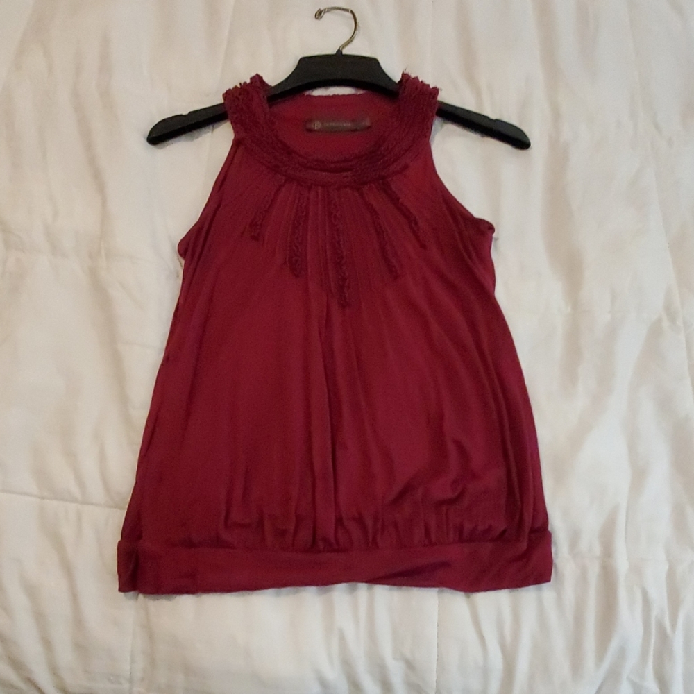 Sleeveless top
